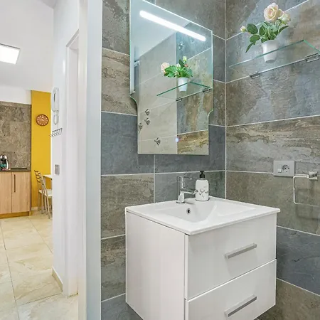 La Octava Isla Apartment *